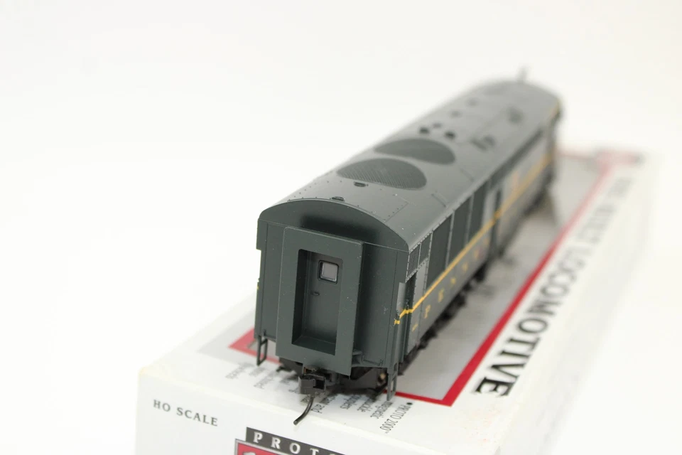 Proto HO Scale PRR Pennsylvania FM Erie Built Diesel Locomotive #9473 LN OB - Image 4 of 4