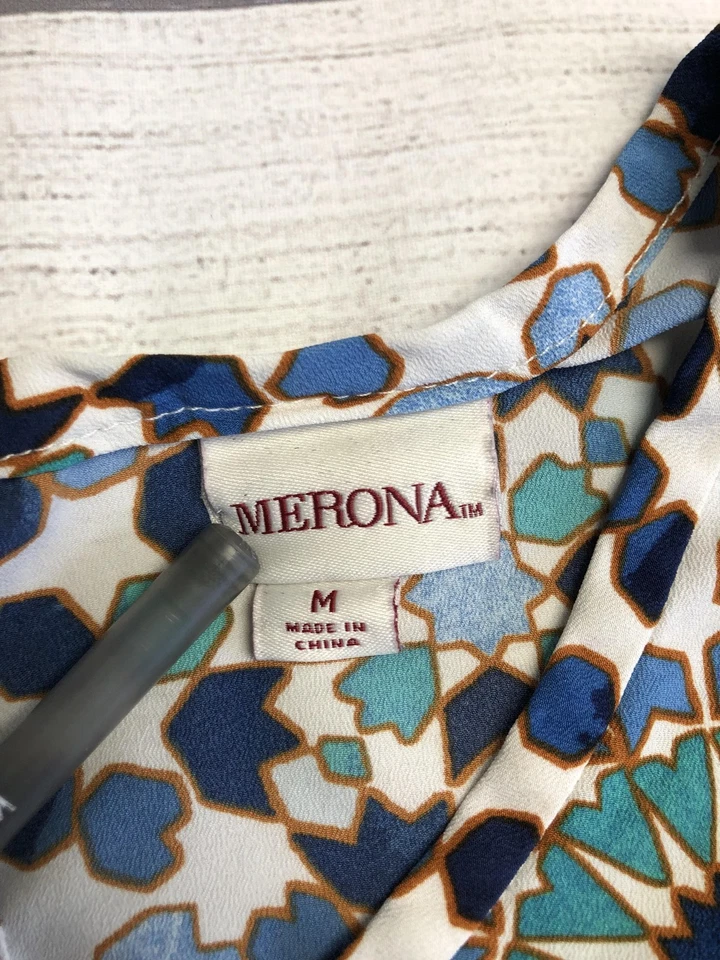 Женская майка Merona средний размер геометрическая блузка без рукавов с принтом из полиэстера - Изображение 2 из 4