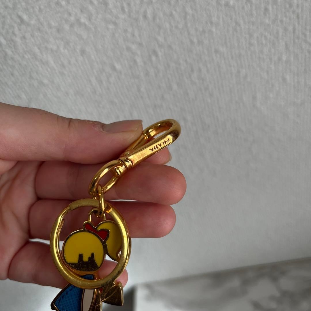 PRADA Girl Key Chain Leather Logo Badge Used Excellent Condition thumbnail 2