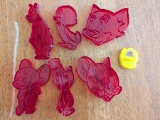 Vintage 1956 Loews Cartoon Cookie Cutters Red...