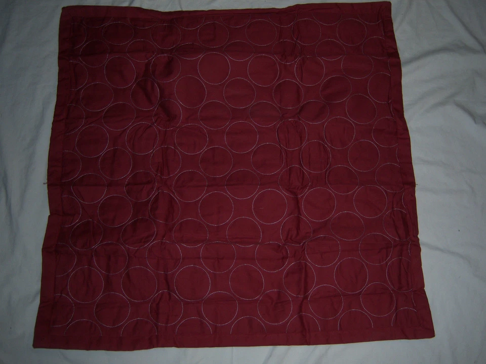 1 Urban LiveSmart Midnight Euro Sham 26"x26" (Rojo) ¡¡Envío Gratis!!! Foto 2 de 2