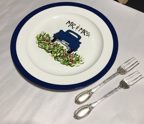 Farmhouse Mr and Mrs Wedding Gift Plate and Silverware (Fork and Spoon). - Picture 4 of 17