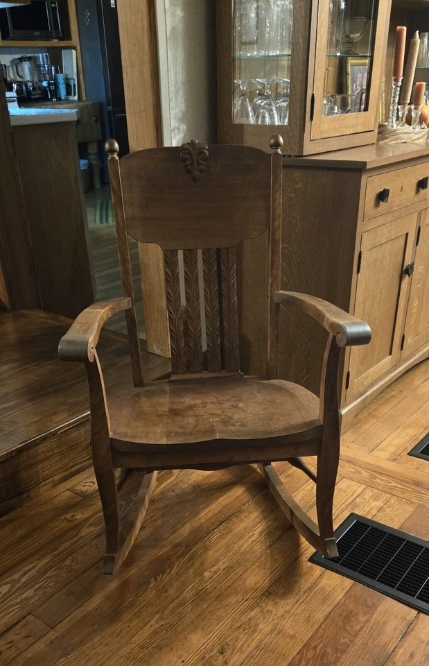 Man of the Woods Antique Mahogony Rocker - Image 3 of 3