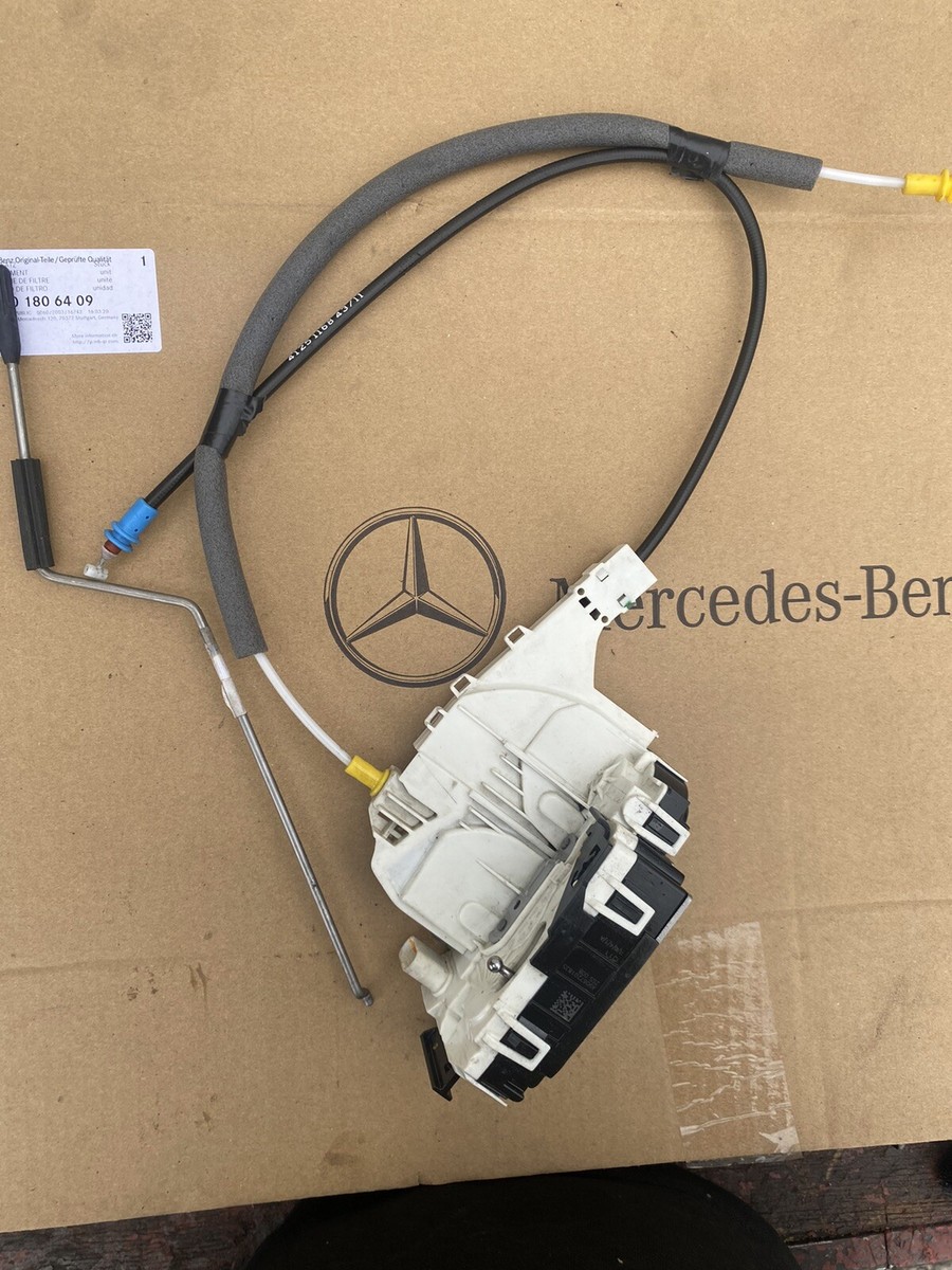 Mercedes Sprinter 2006-18 W906 Front Driver Side Right Door Lock