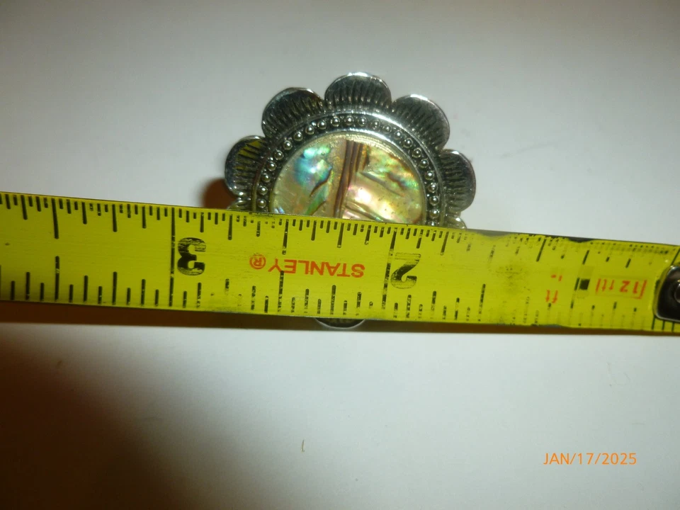 Vintage Iridescent Faux Abalone Shell Flower Silver Tone Stretch Ring - Image 2 of 4