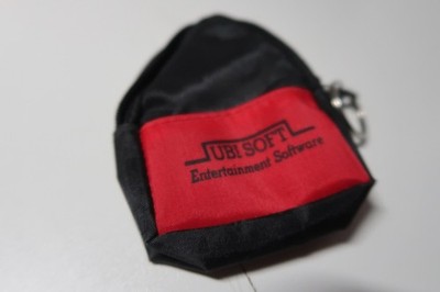 UBI Soft Key Ring Mini Ruck Sack ~ Amiga Spielartikel