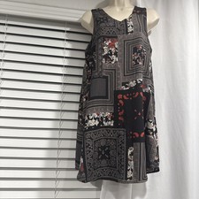 Alya Fully Lined Shift Mini Dress Black Lace Halter style Neck Size Small