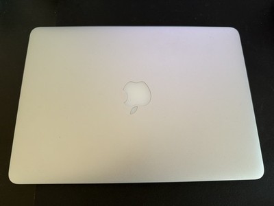Apple MacBook Pro 13-inch Retina Mid 2014 2.6 GHz Intel Core i5, 8GB RAM, 256Gb