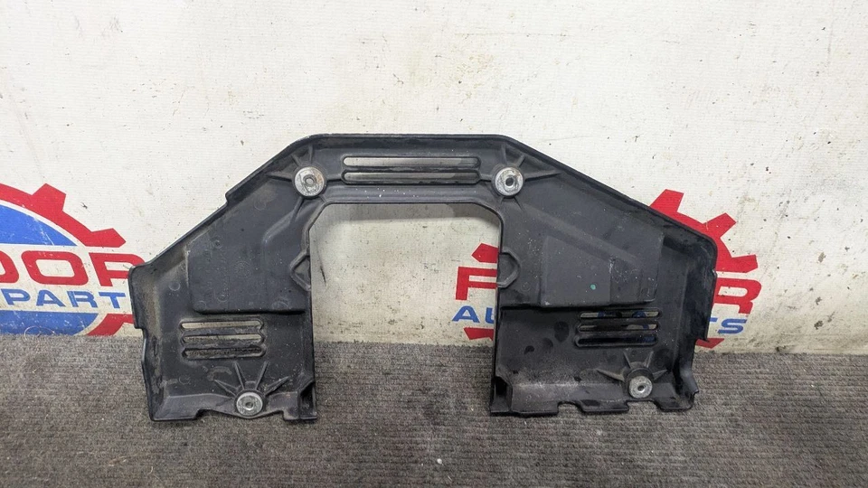 Крышка двигателя теплозащитный экран, 2008-2018 Ram 2500 3500 6,7 л Cummins 4943002 - Изображение 2 из 3