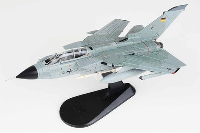 HA6711 Hobby Master Tornado ECR 1/72 Model 46+52 Luftwaffe JBG 32