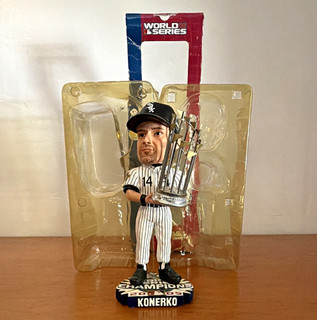 Forever Collectibles Paul Konerko Chicago White Sox WS Champions 2005 LE
