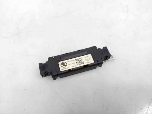 VW PASSAT B8 3G2 Antennenverstärker  5E5035570 1.97 Diesel 110kw 2016 31859583