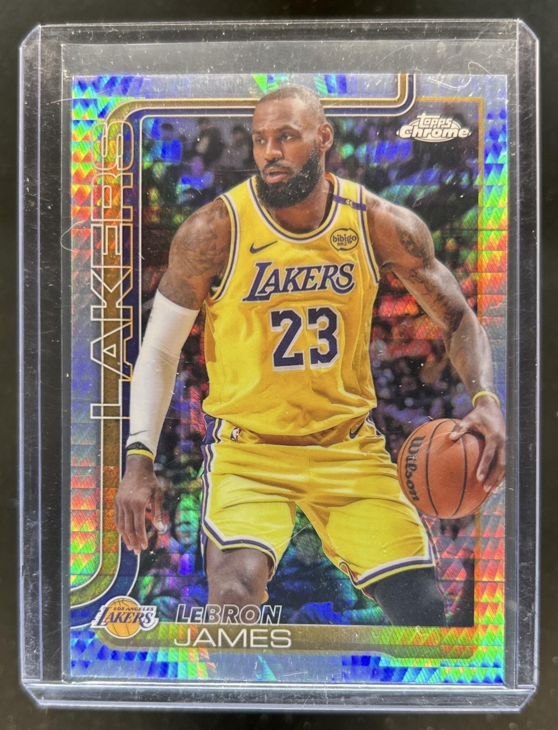 2025-26 Topps Chrome LeBron James Prism Refractor #127 Lakers