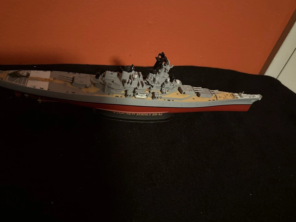 变速箱军用经典美国 新泽西战舰 1: 700 比例带原包装盒 — 第 2/4 张图片