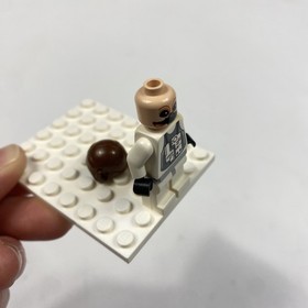 LEGO: Star Wars Ten Numb Minifigure From Set #6208 (Sun Damaged)