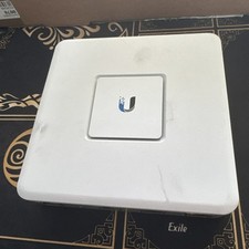 Ubiquiti UniFi Security Gateway USG NO/ Power Adapter