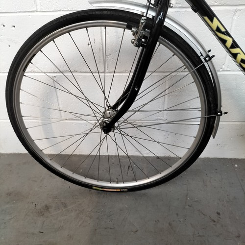 Saracen Panorama Road Touring Bike – 700C Wheels, Shimano 16-Speed, Pannier Rack - Picture 19 of 22