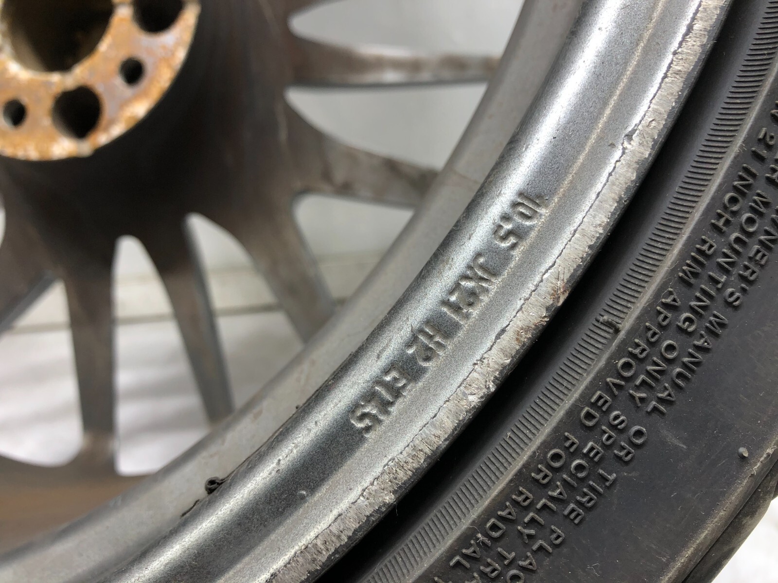 2014-2017 MASERATI GHIBLI QUATTROPORTE WHEEL RIM W/ TIRE 10.5X21 OEM #NOTE.