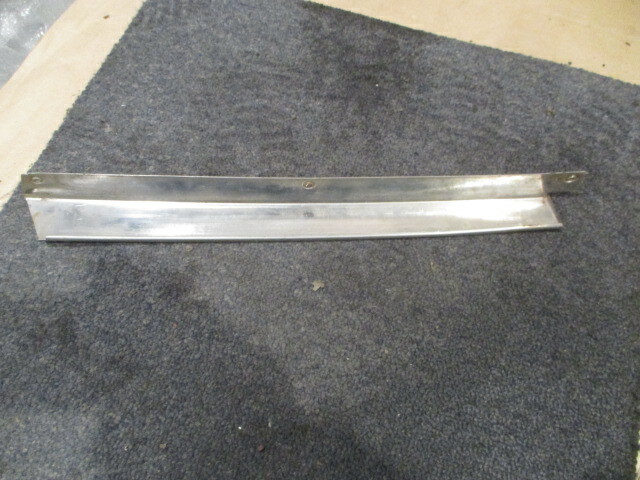 Ferrari 365, 400,400i, 412 - RH Rear Side Moulding - P/N 255-42-601-08