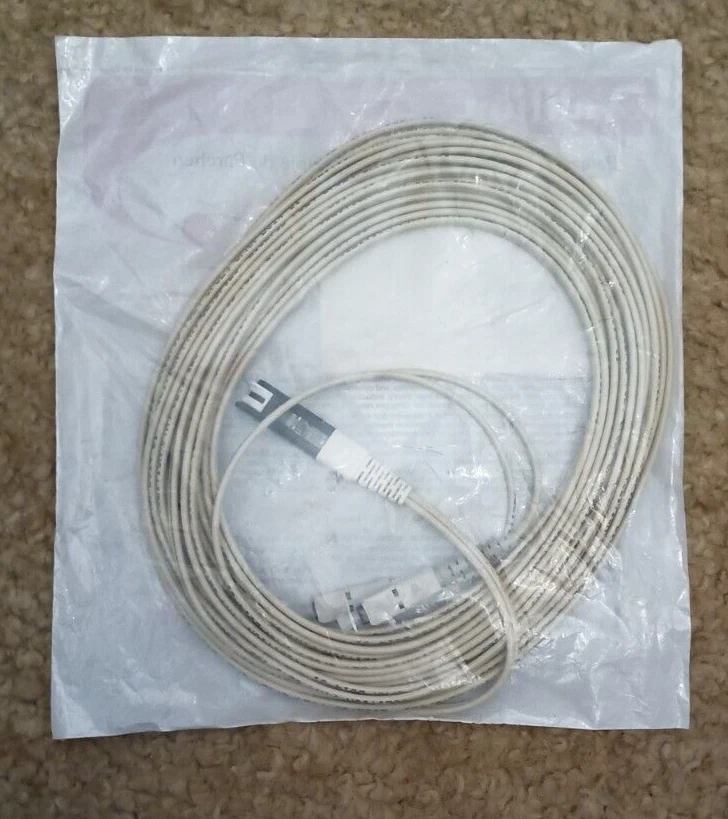 Cable de conexión de fibra óptica Volition 3M VF-45 a SC conectores Foto 2 de 2