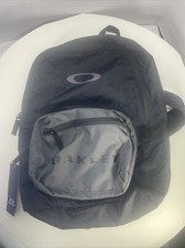 Oakley Revised Packable Backpack 2.0 -Blackout - Water Repellent -New With Tag