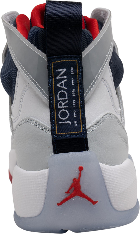 完売商品ジョーダンJUMPMAN TWO TREYホワイト/ネイビーレッド最安価 Jordan Jumpman Two Trey 