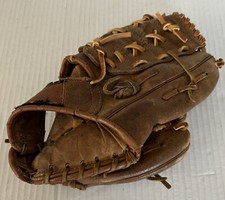 Vintage Cambridge V-Hinge Top Grade Cowhide. Scoop Pocket