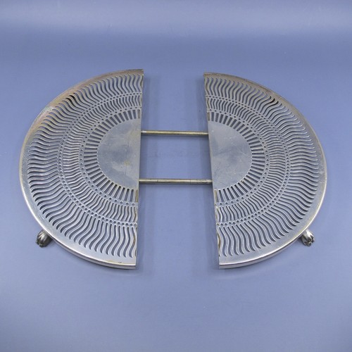 BERNARD RICE'S SONS Apollo Silverplate Expandable Pierced Trivet 9.5" 2293 - Picture 3 of 8