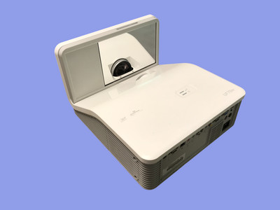 SMART UF70w DLP Kurzdistanz-Projektor 3000 ANSI Lumen, 2129 Std