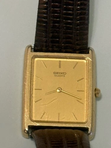 Vintage 80s Seiko Mens Tank Watch Deco Style Gold Tone Quartz 6530-5550