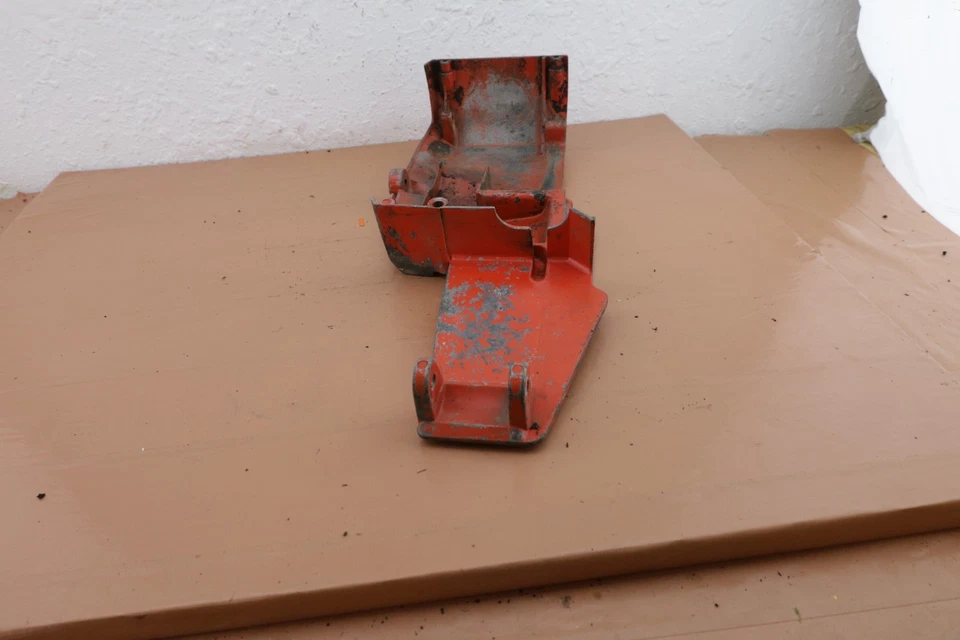 Motosierra Craftsman 917.353731 OEM placa inferior 3660J Foto 2 de 4