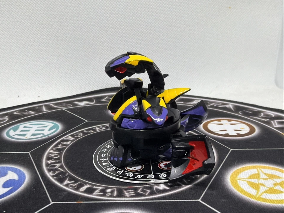 Bakugan Battle Brawlers Darkus Knight Percival Spins Painted Anime Accurate VHTF - Image 4 of 4