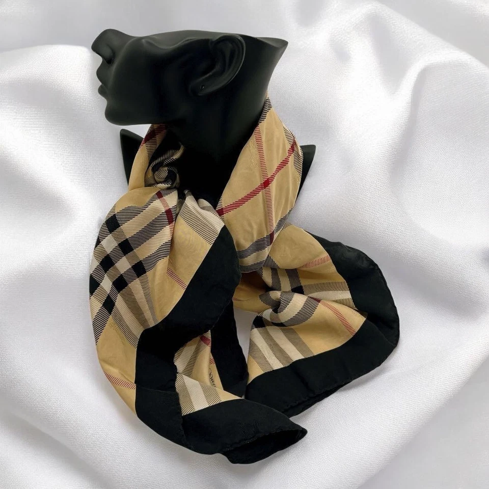 Bufanda Burberry vintage a cuadros de seda Foto 2 de 4