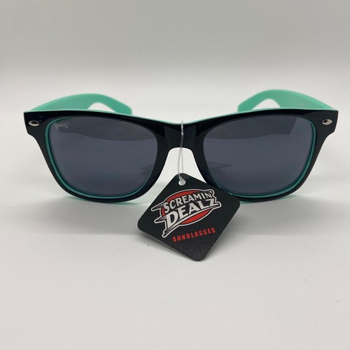 Pugs Women's Retro Sunglasses Cat Eye Gray Tinted Lens Green Black UV400