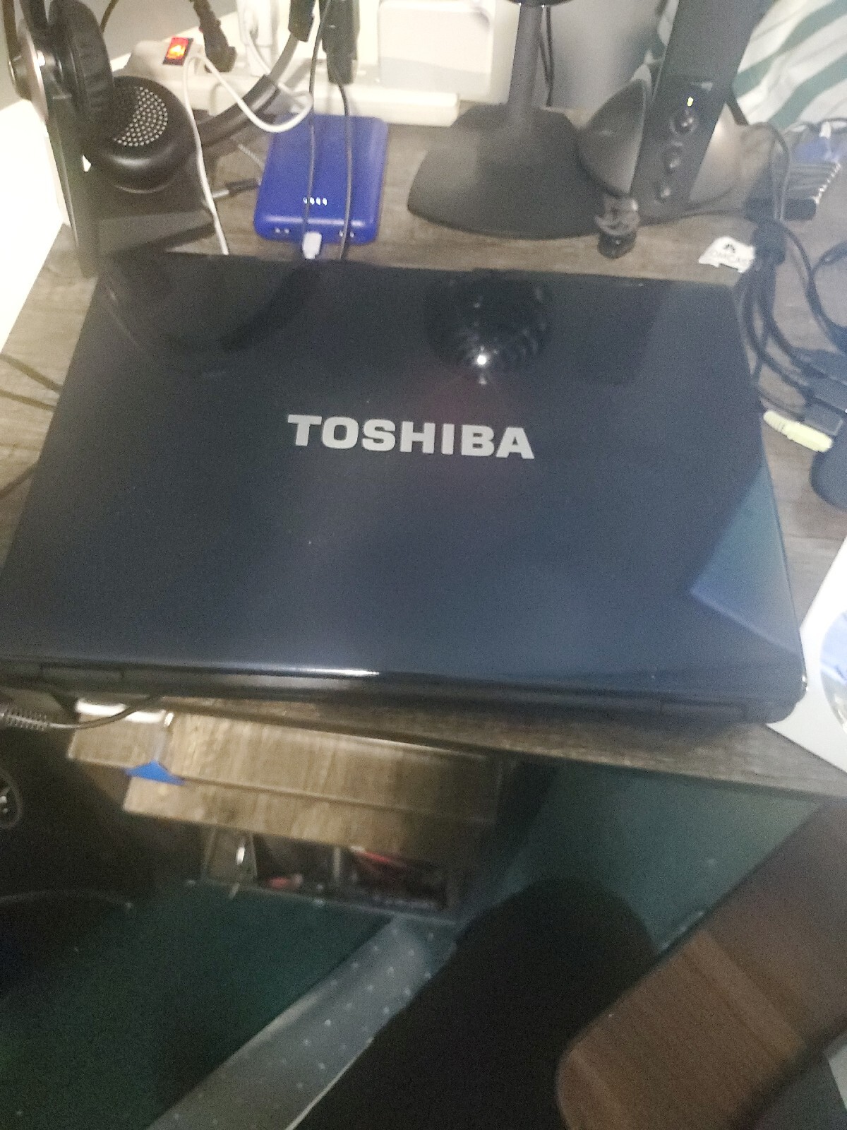 Toshiba Satellite L305D-S5893 AMD Turion X2 4 GB RAM 250GB HDD With Recovery CDs - Picture 2 of 4