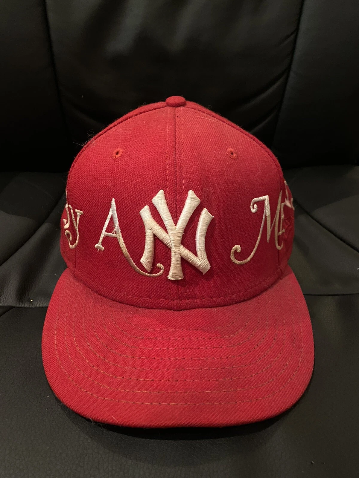 Chapeau casquette ajustée rouge Supreme By Any Means 7 3/8 rare