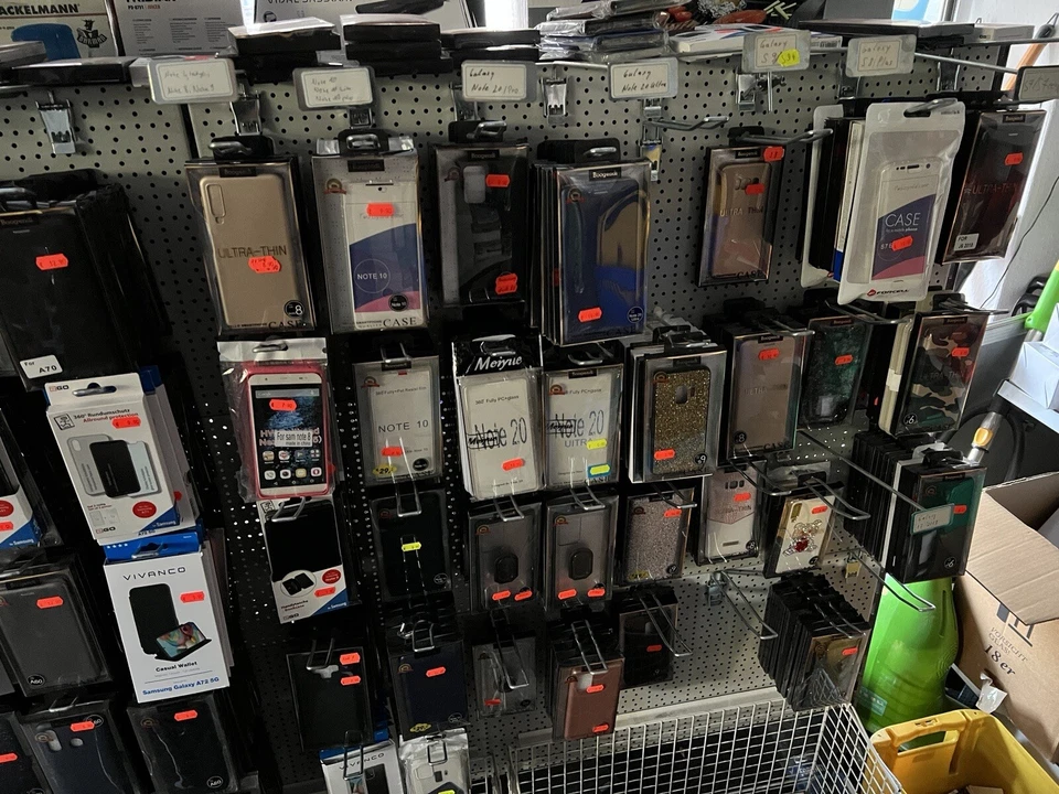 100 Handyzubehör Tablet Zubehör Restposten Posten Handy Taschen Hüllen Ladekabel - Bild 4 von 4