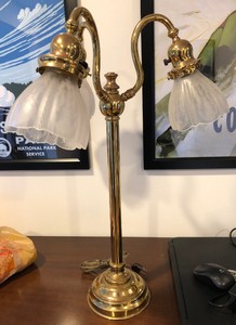 3 arm table lamp
