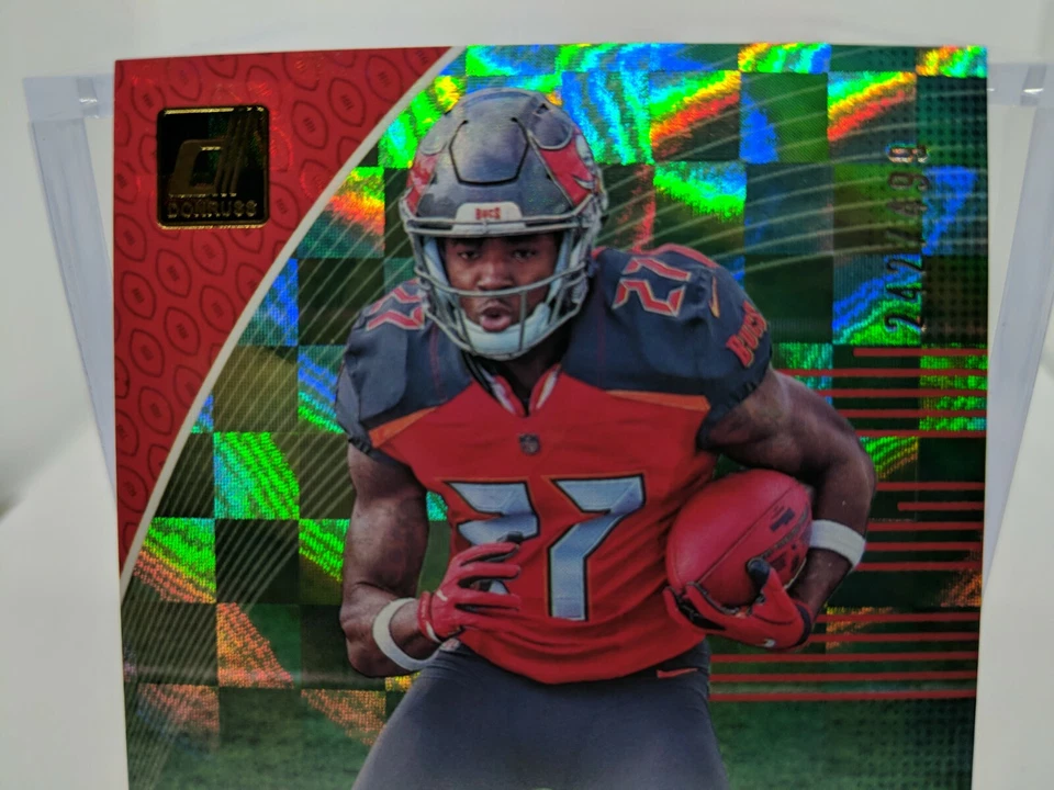 2018 Donruss The Rookies Ronald Jones II Rookie RC AUTO 242/499 Tampa Bay Bucs  - Image 2 of 4