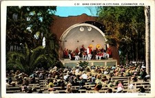 Band Concert in City Park, Clearwater FL Vintage Postcard H47