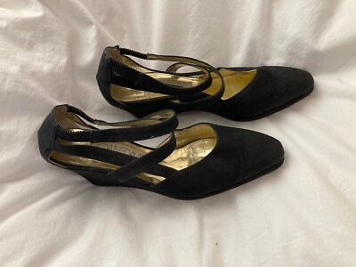 VTG JOAN & DAVID Couture Handmade Italy Size 6.5M Ankle Strap Black Suede 2'' Hee
