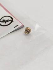 Genuine OEM Briggs & Stratton 699897 Main Jet NOS