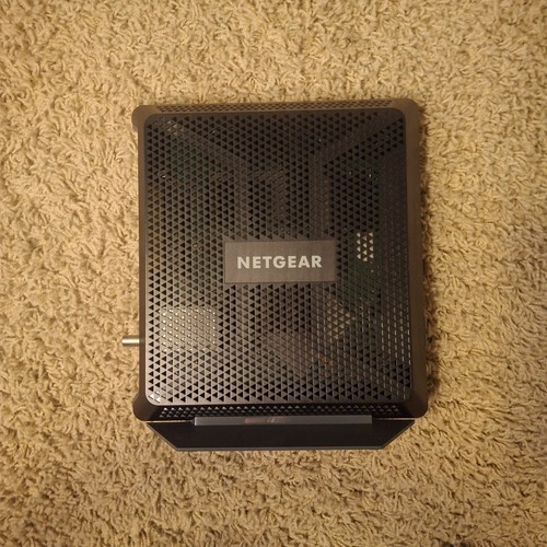 NETGEAR Nighthawk C7000v2 AC1900 Wi-Fi Cable Modem Router - Tested & Working! - Picture 2 of 11