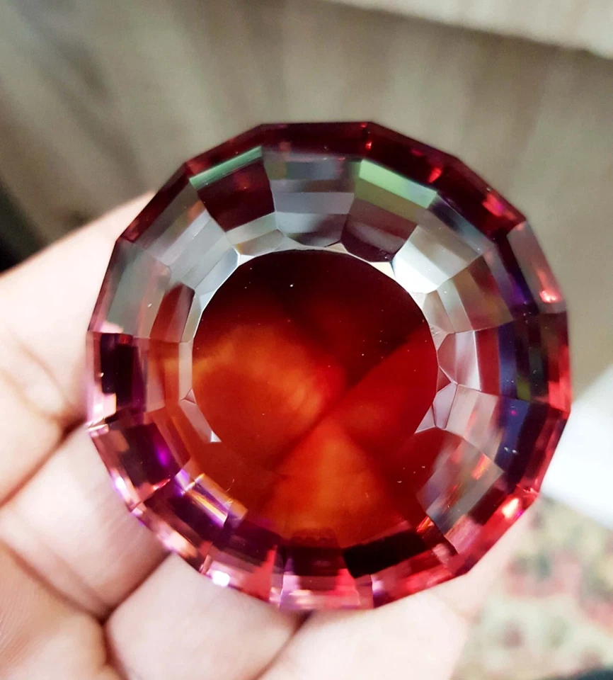 500 Ct Extra Fine Cut Alexandrite Color Changing Fancy Shape Loose Gemstone - Image 2 of 4