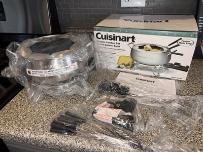 Cuisinart CFO-3SS 3 QT Electric Fondue Set 1000 Watts BRAND NEW In Box