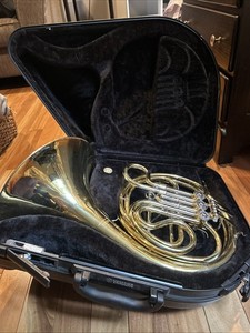 Yamaha YHR-314 II French Horn with Original Case and Mouthpiece