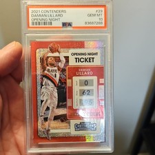 Damian Lillard Autographs in 2012-13 Panini Innovation Basketball 22