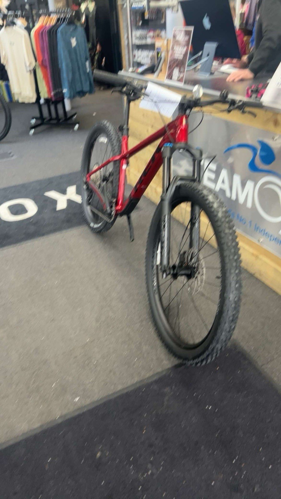 Trek Roscoe 9 Mountain Bike Large