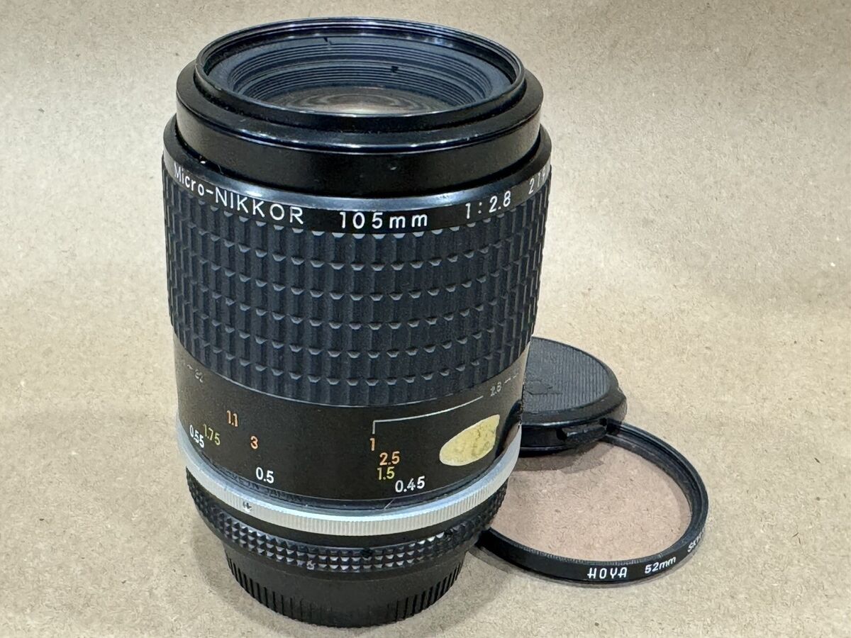 Nikon Ai-s Micro Nikkor 105mm f/2.8 Macro Manual Focus Lens Nikon Ai-s Micro Nikkor 105mm f/2.8 Macro Manual Focus Lens
