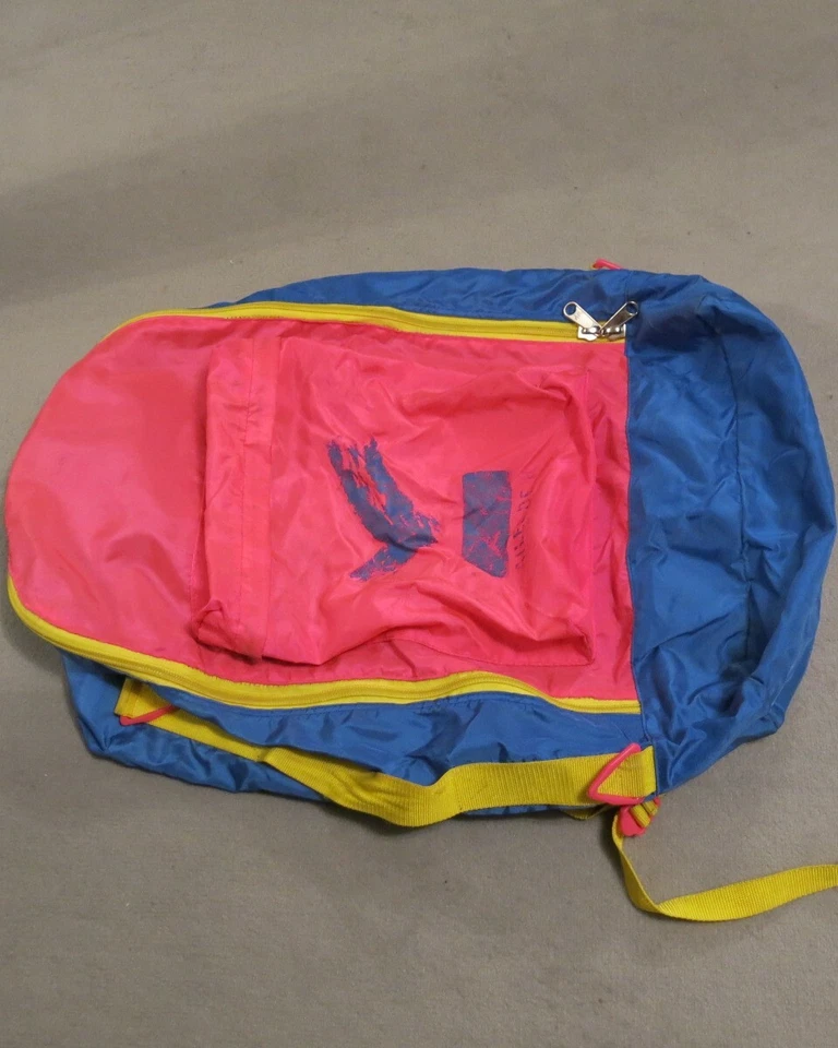 Große Tasche -Rucksack -auch als Gleitschirmtasche -H67 x B 36 x T 18 cm-Robust